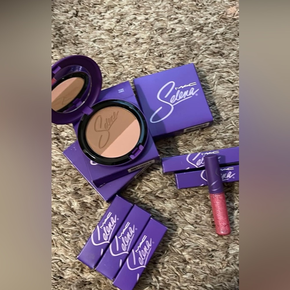 Mac Selena collection